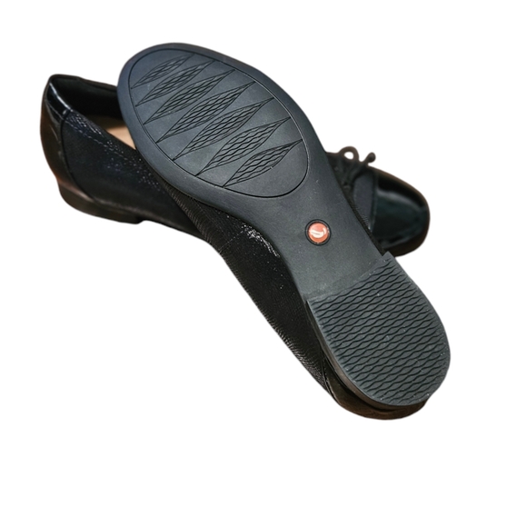 Unstructured By Clarks Un Blush Cap Women's Ballet Flat Bow Shoe Black Size 7M - Picture 6 of 8